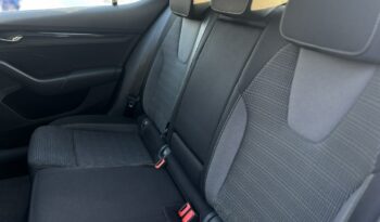 SKODA Octavia  | przedni | Manualna | 110 KM | Niebieski full