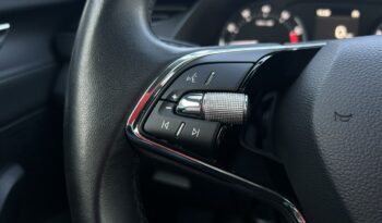 SKODA Octavia  | przedni | Manualna | 110 KM | Niebieski full