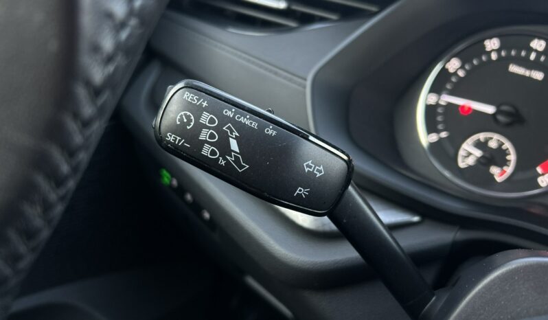 SKODA Octavia  | przedni | Manualna | 110 KM | Niebieski full