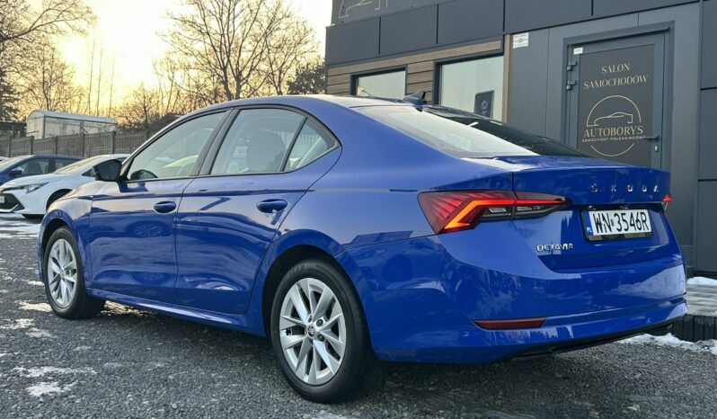 SKODA Octavia  | przedni | Manualna | 110 KM | Niebieski full