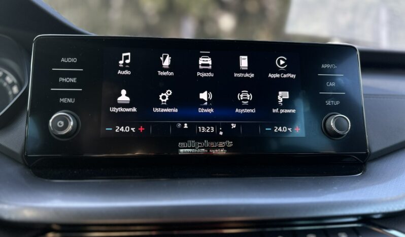 SKODA Octavia  | przedni | Automatyczna | 150 KM | Czarny full