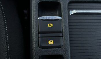 SKODA Octavia  | przedni | Automatyczna | 150 KM | Czarny full