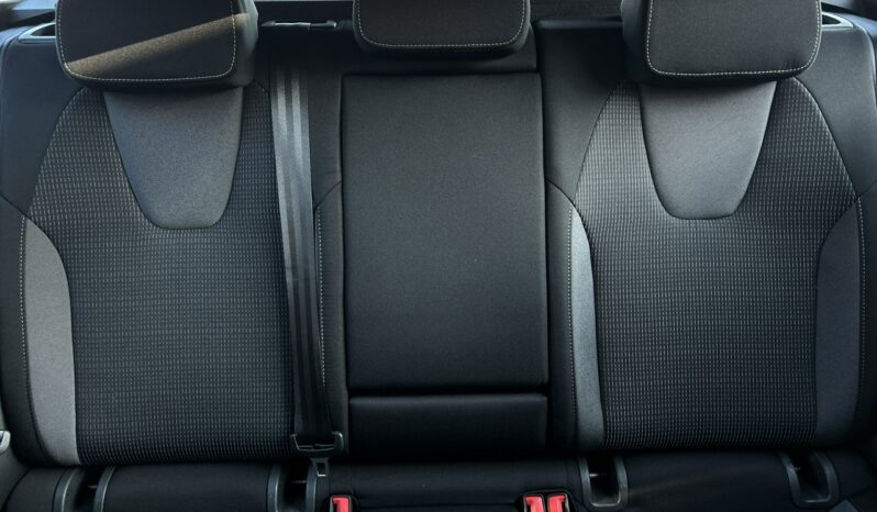 SKODA Octavia  | przedni | Automatyczna | 150 KM | Czarny full