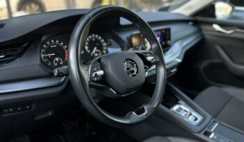 SKODA Octavia  | przedni | Automatyczna | 150 KM | Czarny full