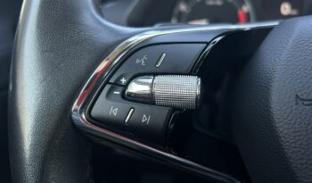 SKODA Octavia  | przedni | Automatyczna | 110 KM | Niebieski full