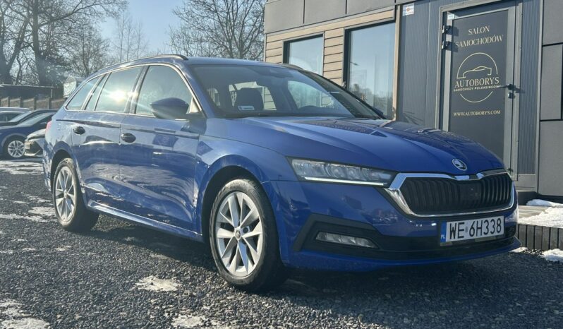 SKODA Octavia  | przedni | Automatyczna | 110 KM | Niebieski full