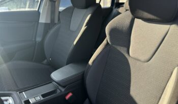 SKODA Octavia  | przedni | Automatyczna | 110 KM | Niebieski full