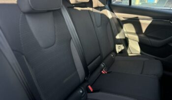 SKODA Octavia  | przedni | Automatyczna | 110 KM | Niebieski full