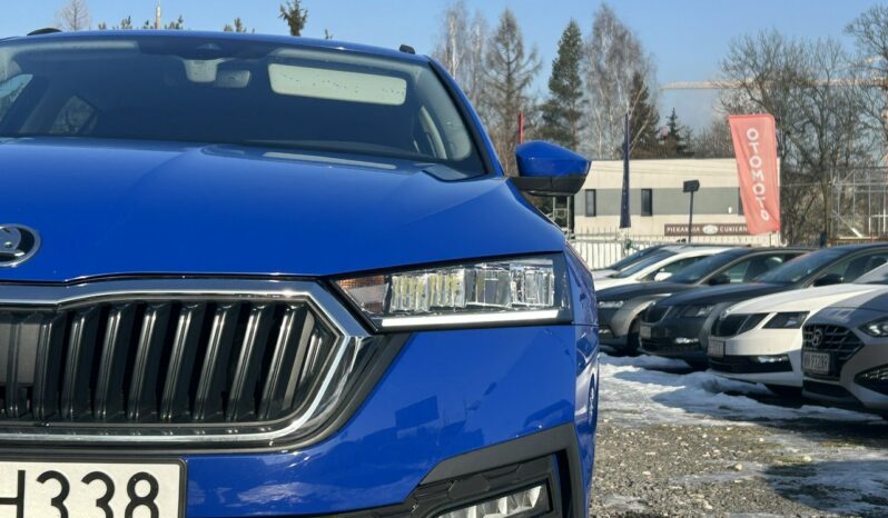 SKODA Octavia  | przedni | Automatyczna | 110 KM | Niebieski full
