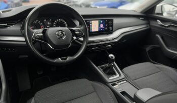 SKODA Octavia  | przedni | Manualna | 115 KM | bialy full