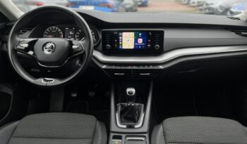 SKODA Octavia  | przedni | Manualna | 115 KM | bialy full