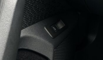 SKODA Octavia  | przedni | Manualna | 115 KM | bialy full