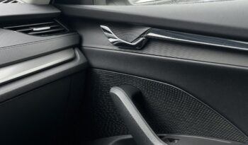 SKODA Octavia  | przedni | Manualna | 115 KM | bialy full