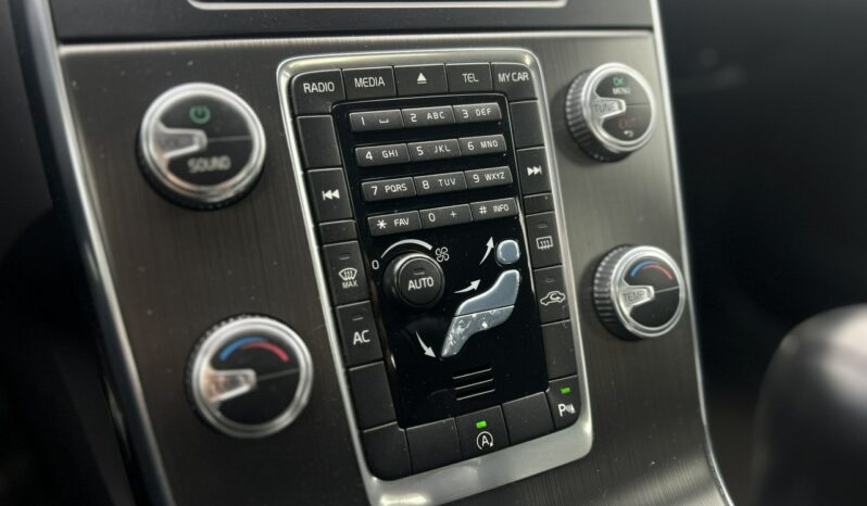 VOLVO S60  | przedni | Manualna | 150 KM | Czarny full