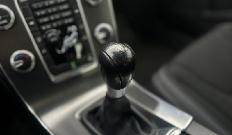 VOLVO S60  | przedni | Manualna | 150 KM | Czarny full