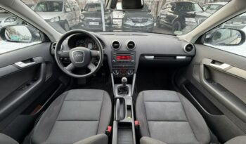 AUDI A3  | FWD (przód) | Manualna | 125 KM | niebieski ciemny full