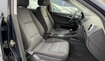 AUDI A3  | FWD (przód) | Manualna | 125 KM | niebieski ciemny full