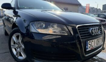 AUDI A3  | FWD (przód) | Manualna | 125 KM | niebieski ciemny full