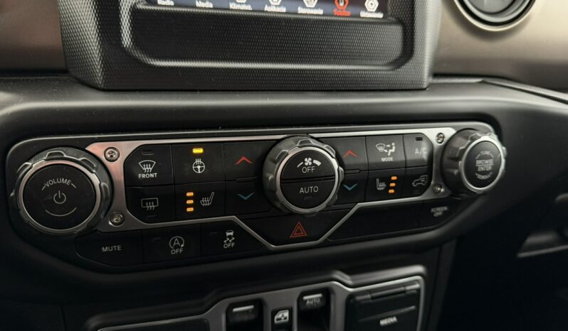 JEEP Wrangler | 4×4 Stały | Manualna | 284 KM | niebieski ciemny full