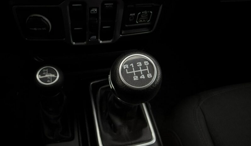 JEEP Wrangler | 4×4 Stały | Manualna | 284 KM | niebieski ciemny full