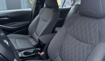 TOYOTA Corolla  | przedni | Automatyczna | 125 KM | bialy full