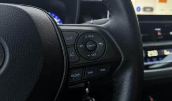 TOYOTA Corolla  | przedni | Automatyczna | 125 KM | bialy full