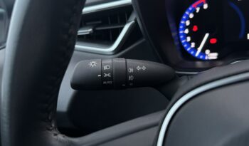 TOYOTA Corolla  | przedni | Automatyczna | 125 KM | bialy full