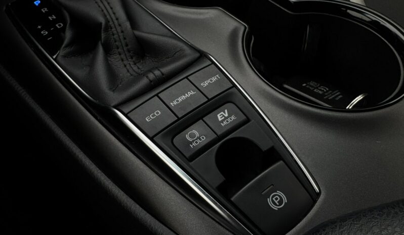 TOYOTA Camry | przedni | Automatyczna | 218 KM | Bordowy full