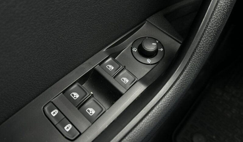 SKODA Superb  | przedni | Automatyczna | 150 KM | Szary full