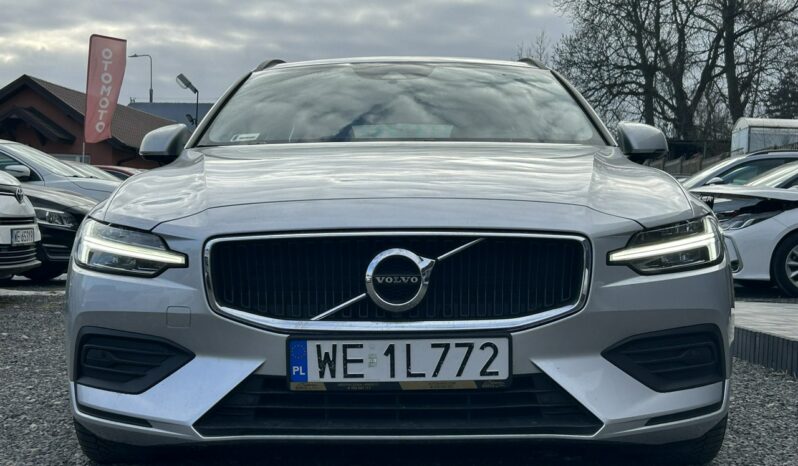 VOLVO V60  | przedni | Automatyczna | 150 KM | Srebrny full