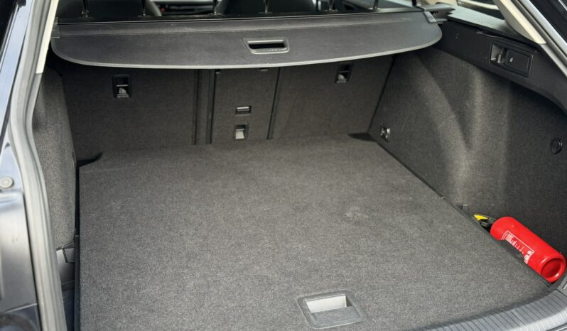 VOLKSWAGEN Golf  | przedni | Automatyczna | 115 KM | Szary full