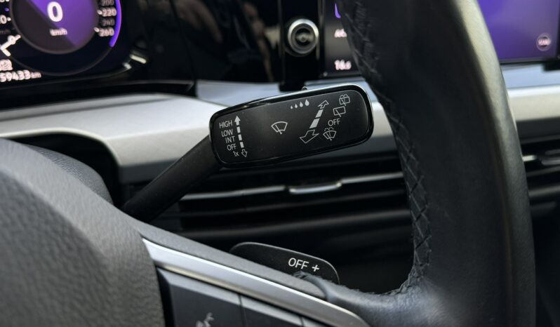 VOLKSWAGEN Golf  | przedni | Automatyczna | 115 KM | Szary full