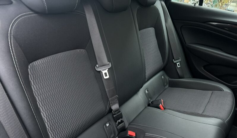 OPEL Insignia  | przedni | Automatyczna | 170 KM | Szary full