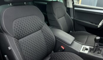 SKODA Superb  | przedni | Manualna | 150 KM | Czarny full