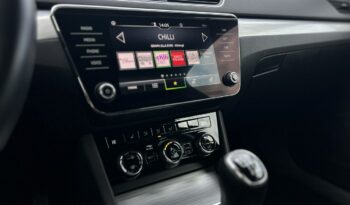 SKODA Superb  | przedni | Manualna | 150 KM | Czarny full