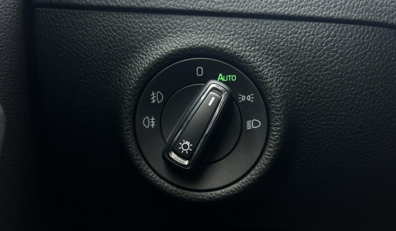 SKODA Superb  | przedni | Manualna | 150 KM | Czarny full