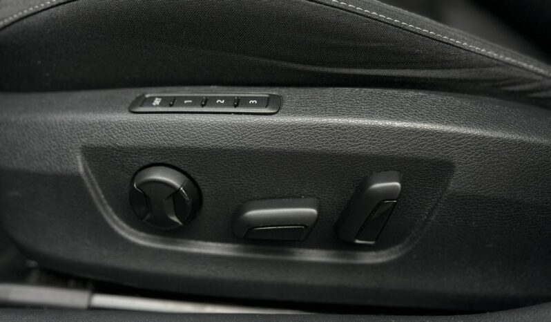 SKODA Superb  | przedni | Manualna | 150 KM | Czarny full