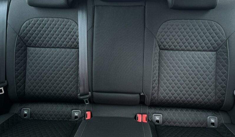 SKODA Superb  | przedni | Manualna | 150 KM | Czarny full