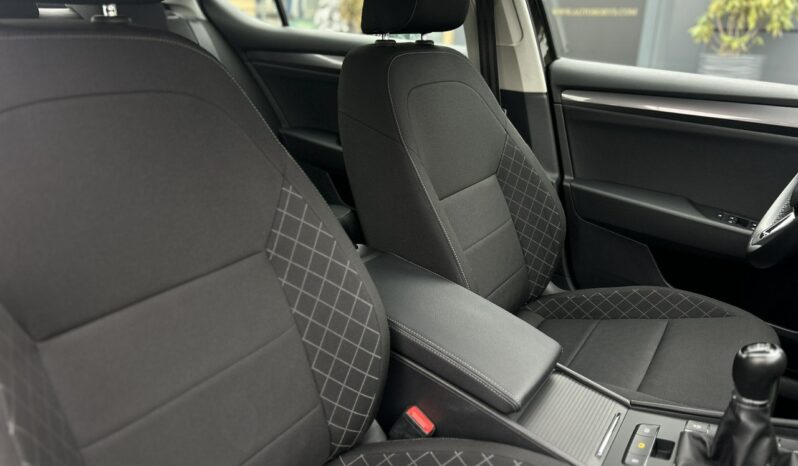 SKODA Superb  | przedni | Manualna | 150 KM | Brązowy full