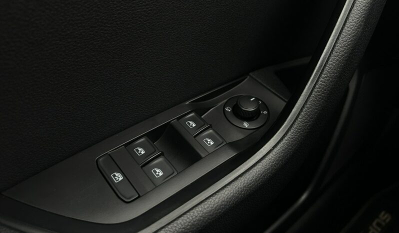 SKODA Superb  | przedni | Manualna | 150 KM | Brązowy full