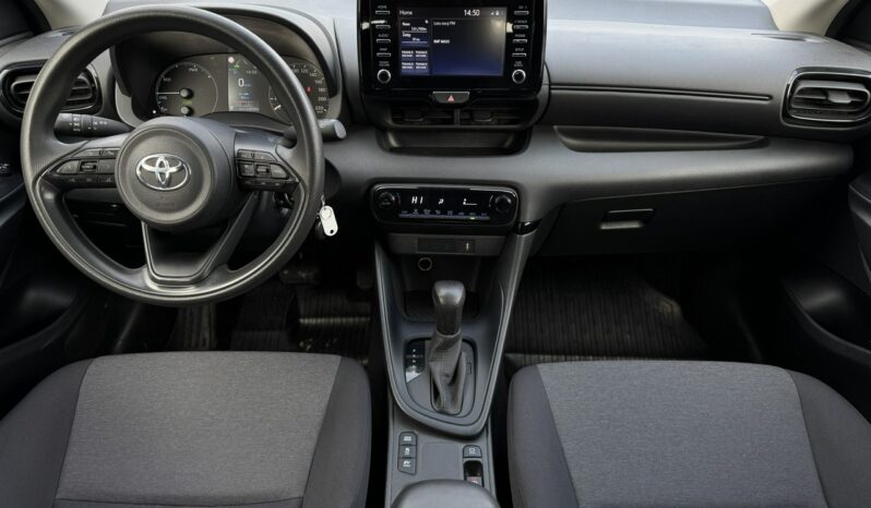 TOYOTA Yaris  | przedni | automatyczna_bezstopniowa | 116 KM | bialy full