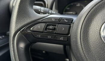 TOYOTA Yaris  | przedni | automatyczna_bezstopniowa | 116 KM | bialy full