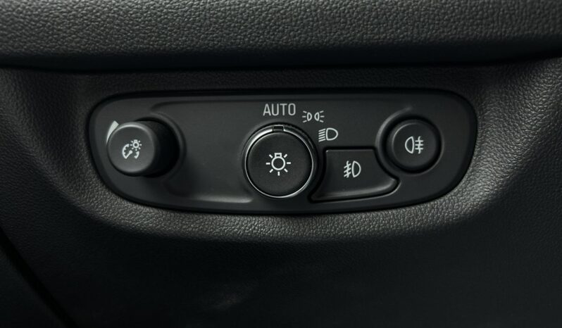 OPEL Insignia  | przedni | Automatyczna | 165 KM | Czarny full