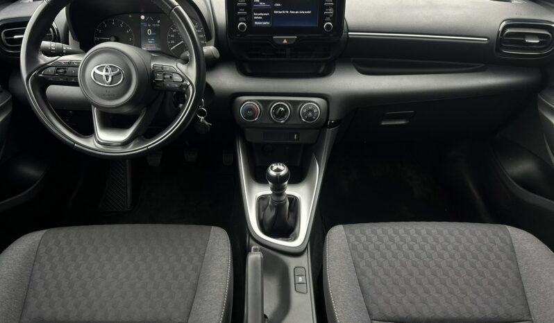 TOYOTA Yaris  | przedni | Manualna | 125 KM | bialy full
