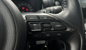 TOYOTA Yaris  | przedni | Manualna | 125 KM | bialy full