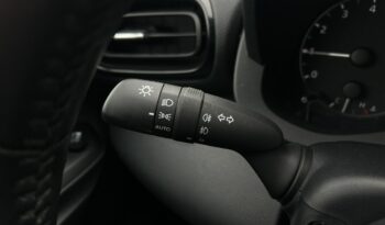 TOYOTA Yaris  | przedni | Manualna | 125 KM | bialy full