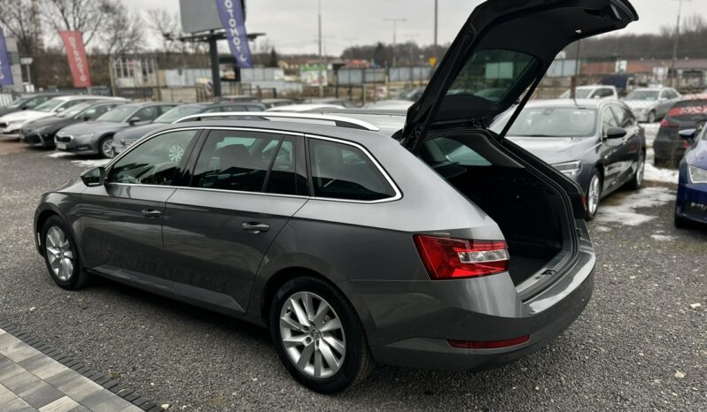 SKODA Superb  | przedni | Automatyczna | 150 KM | Szary full
