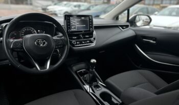 TOYOTA Corolla  | przedni | Manualna | 125 KM | bialy full