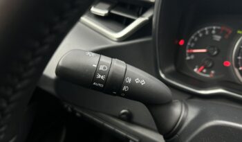 TOYOTA Corolla  | przedni | Manualna | 125 KM | bialy full