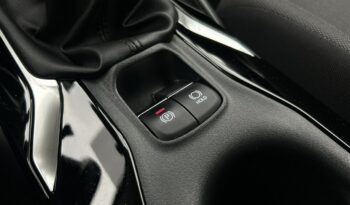 TOYOTA Corolla  | przedni | Manualna | 125 KM | bialy full